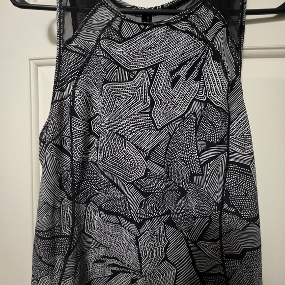 Lululemon Muscle Tank Top Womens - Picture 2 of 7